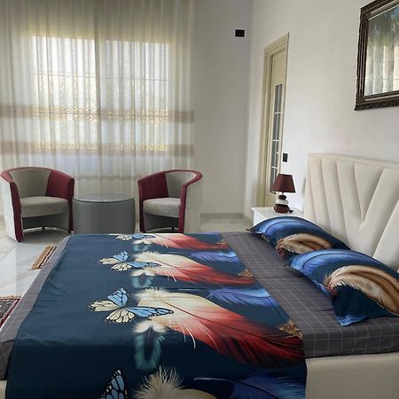 Vila Briart Apartment Durres Bagian luar foto