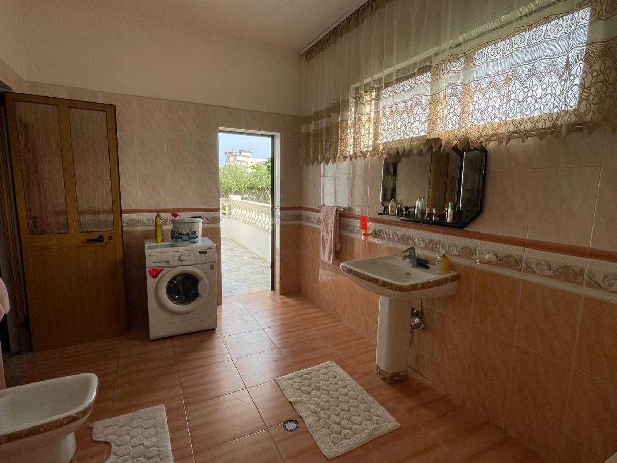 Vila Briart Apartment Durres Bagian luar foto