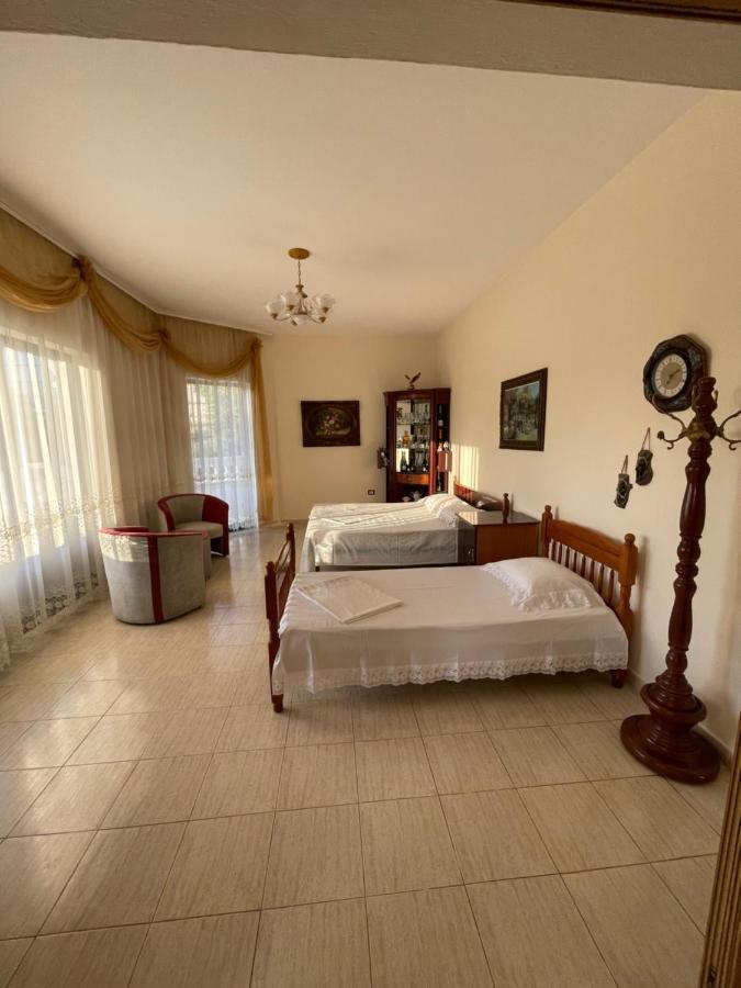 Vila Briart Apartment Durres Bagian luar foto