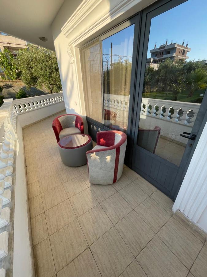 Vila Briart Apartment Durres Bagian luar foto