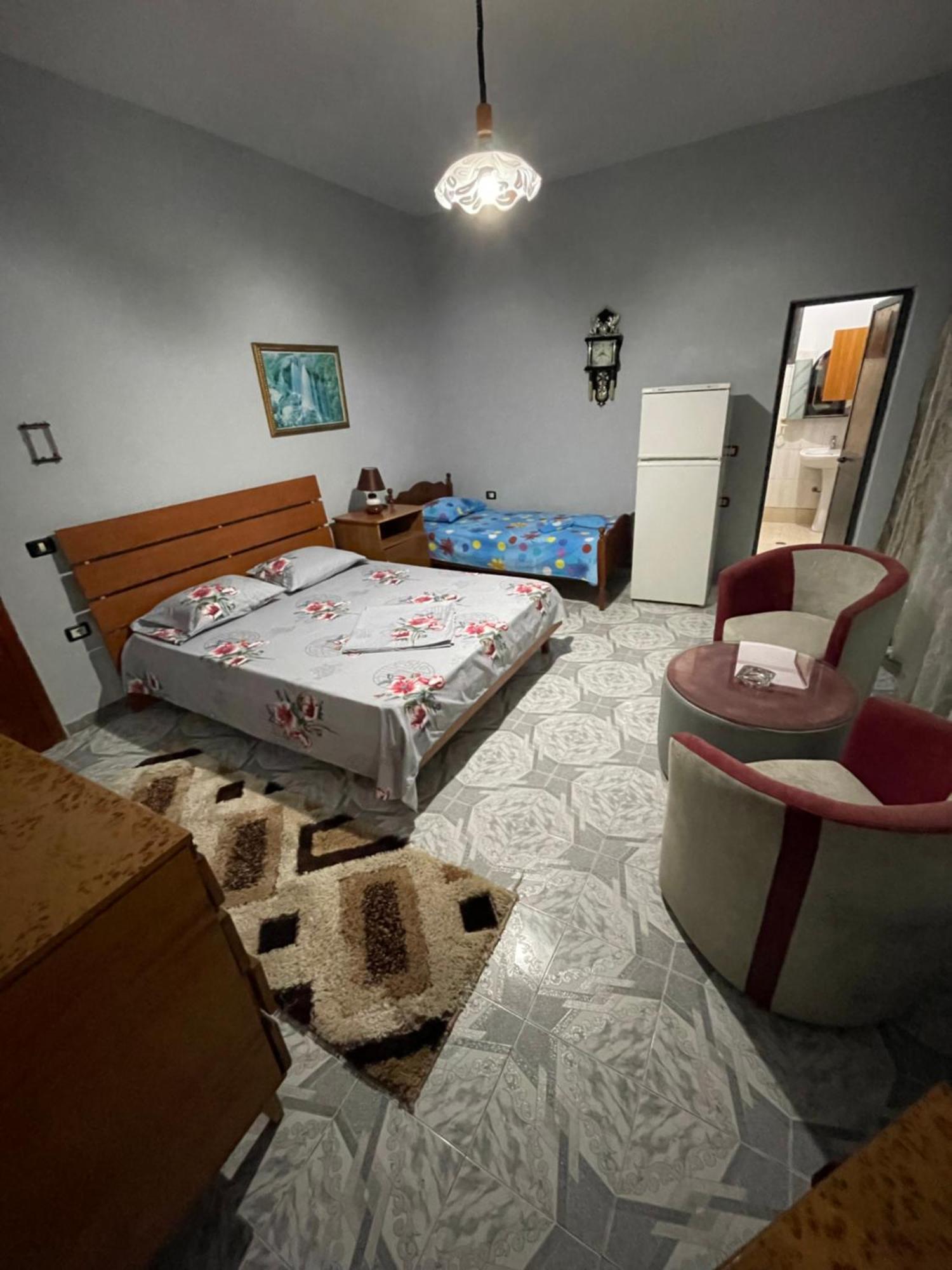 Vila Briart Apartment Durres Bagian luar foto