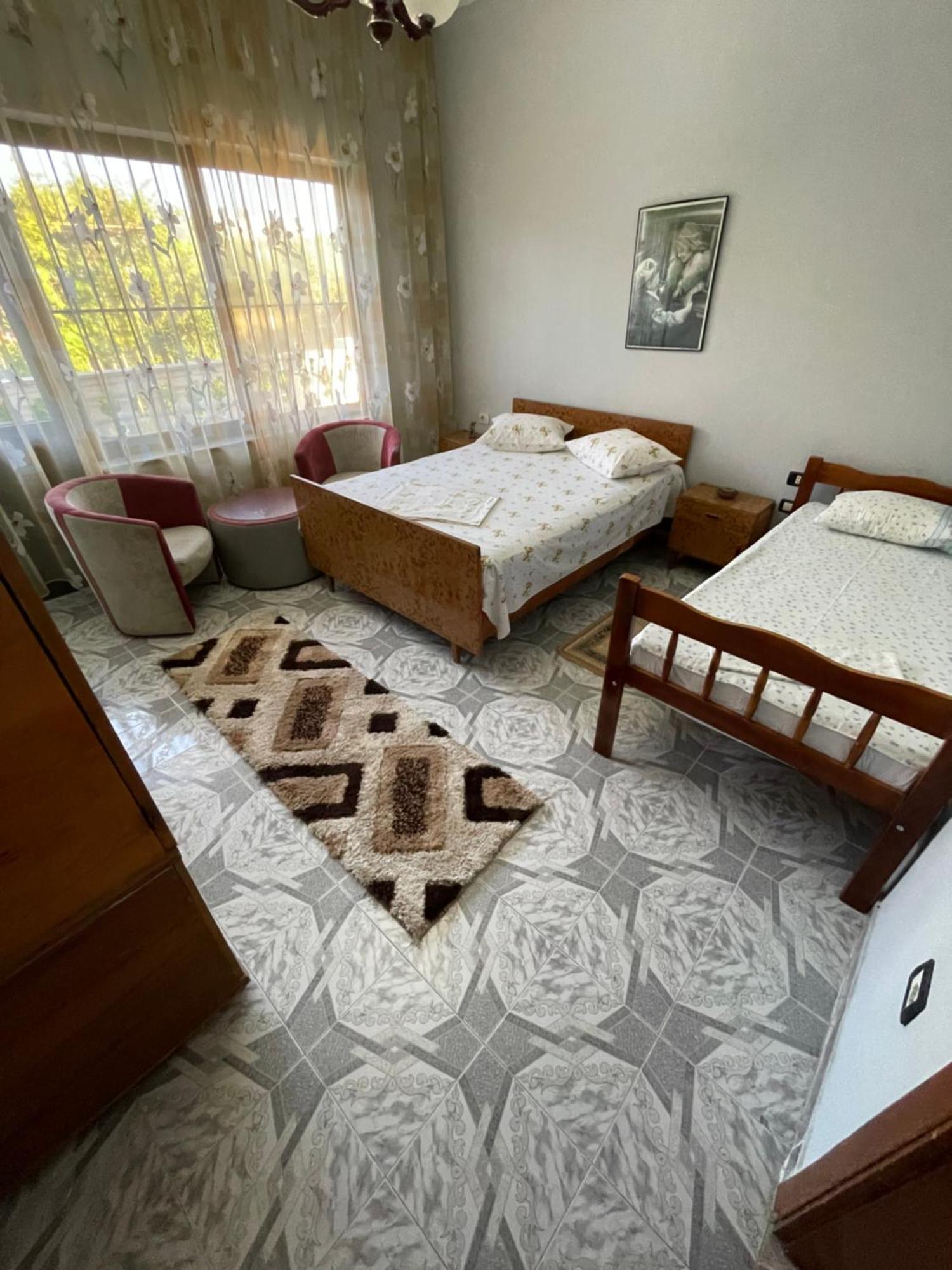 Vila Briart Apartment Durres Bagian luar foto