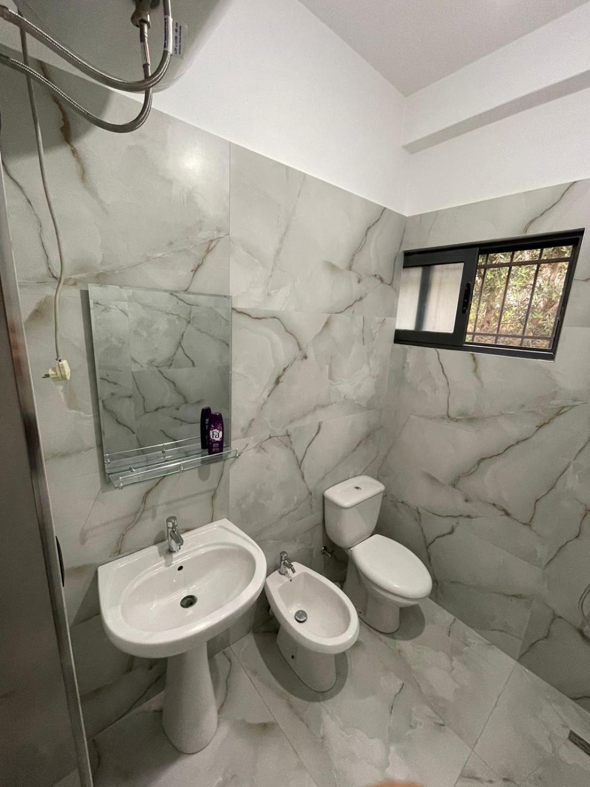 Vila Briart Apartment Durres Bagian luar foto