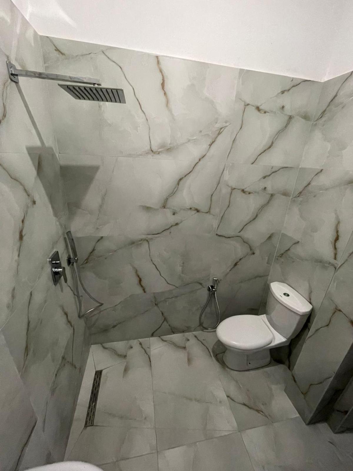 Vila Briart Apartment Durres Bagian luar foto